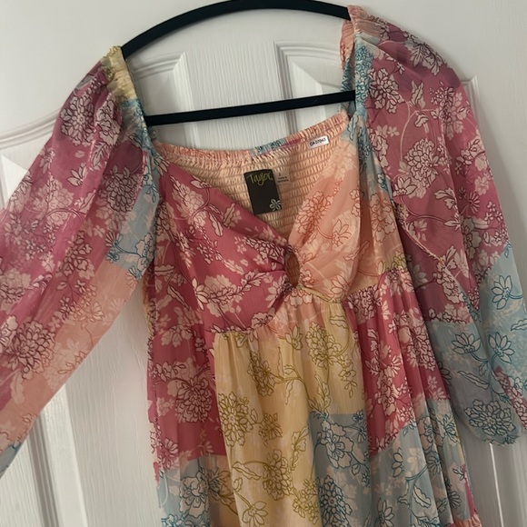 Taylor Serena patchwork chiffon maxi boho dress size 2 small NWOT - Picture 3 of 7